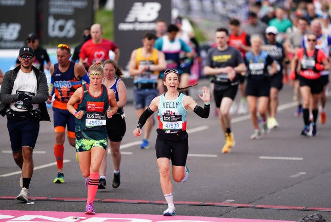 Masses of runners leaving the start of the TCS London Marathon. Picture date: Sunday April 21, 2024. PA Photo. See PA story ATHLETICS London. Photo credit should read: Zac Goodwin/PA Wire. RESTRICTIONS: Use subject to restrictions. Editorial use only, no commercial use without prior consent from rights holder.