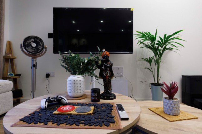 What I Own - Poplar. Nitish Kumar. Pictured: Living room. Image shot on 4th April 2025. ?? Belinda Jiao jiao.bilin@gmail.com 07598931257 https://www.belindajiao.com/about