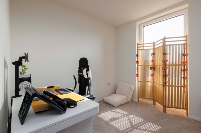 What I Own - Poplar. Nitish Kumar. Pictured: guest bedroom/ office. Image shot on 4th April 2025. ?? Belinda Jiao jiao.bilin@gmail.com 07598931257 https://www.belindajiao.com/about