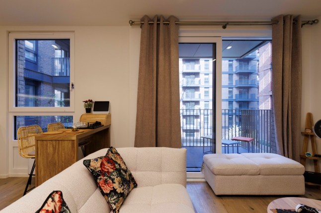 What I Own - Poplar. Nitish Kumar. Pictured: Living room. Image shot on 4th April 2025. ?? Belinda Jiao jiao.bilin@gmail.com 07598931257 https://www.belindajiao.com/about