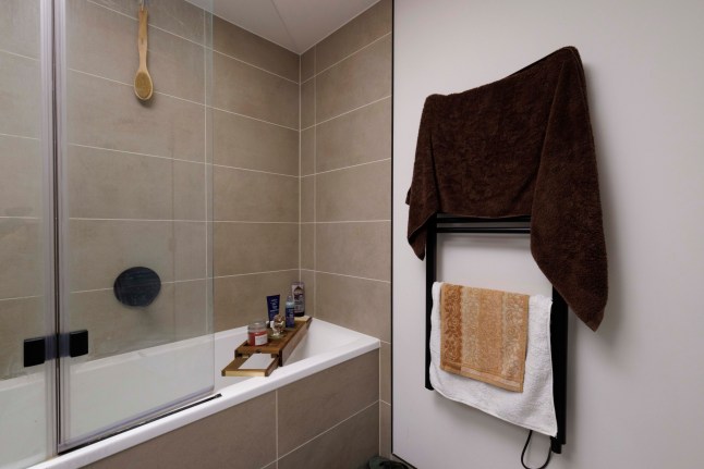 What I Own - Poplar. Nitish Kumar. Pictured: bathroom Image shot on 4th April 2025. ?? Belinda Jiao jiao.bilin@gmail.com 07598931257 https://www.belindajiao.com/about