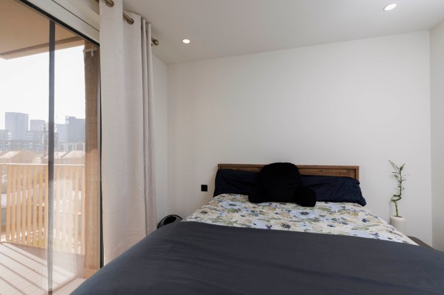 What I Own - Poplar. Nitish Kumar. Pictured: master bedroom. Image shot on 4th April 2025. ?? Belinda Jiao jiao.bilin@gmail.com 07598931257 https://www.belindajiao.com/about