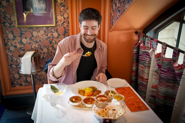 W8media. W8media Veeraswamy feature . Veeraswamy Indian restaurant in London , the oldest Indian restaurant in London perched above the busy shops of regents street will soon be closing its doors for the final time. Metro reporter heads there to sample some of its finest foods and speak to the owner. 16/04/2025.