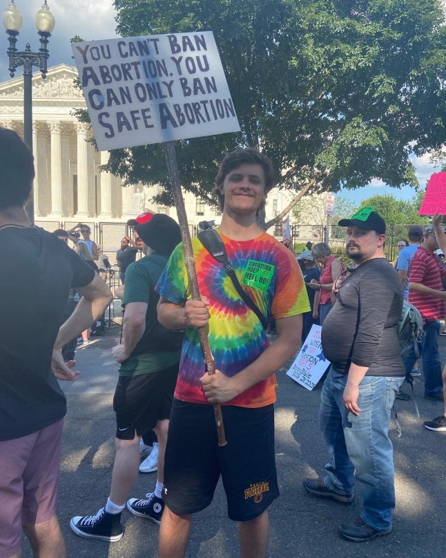 Picture posted to instagram by Michael Gloss. zaza.baba137 How are you gonna explain to your kids that you did nothing when democracy fell? #roevwade #fascism #theocracy June 26, 2022 https://www.instagram.com/p/CfRc4kML1n6/?utm_source=ig_web_copy_link